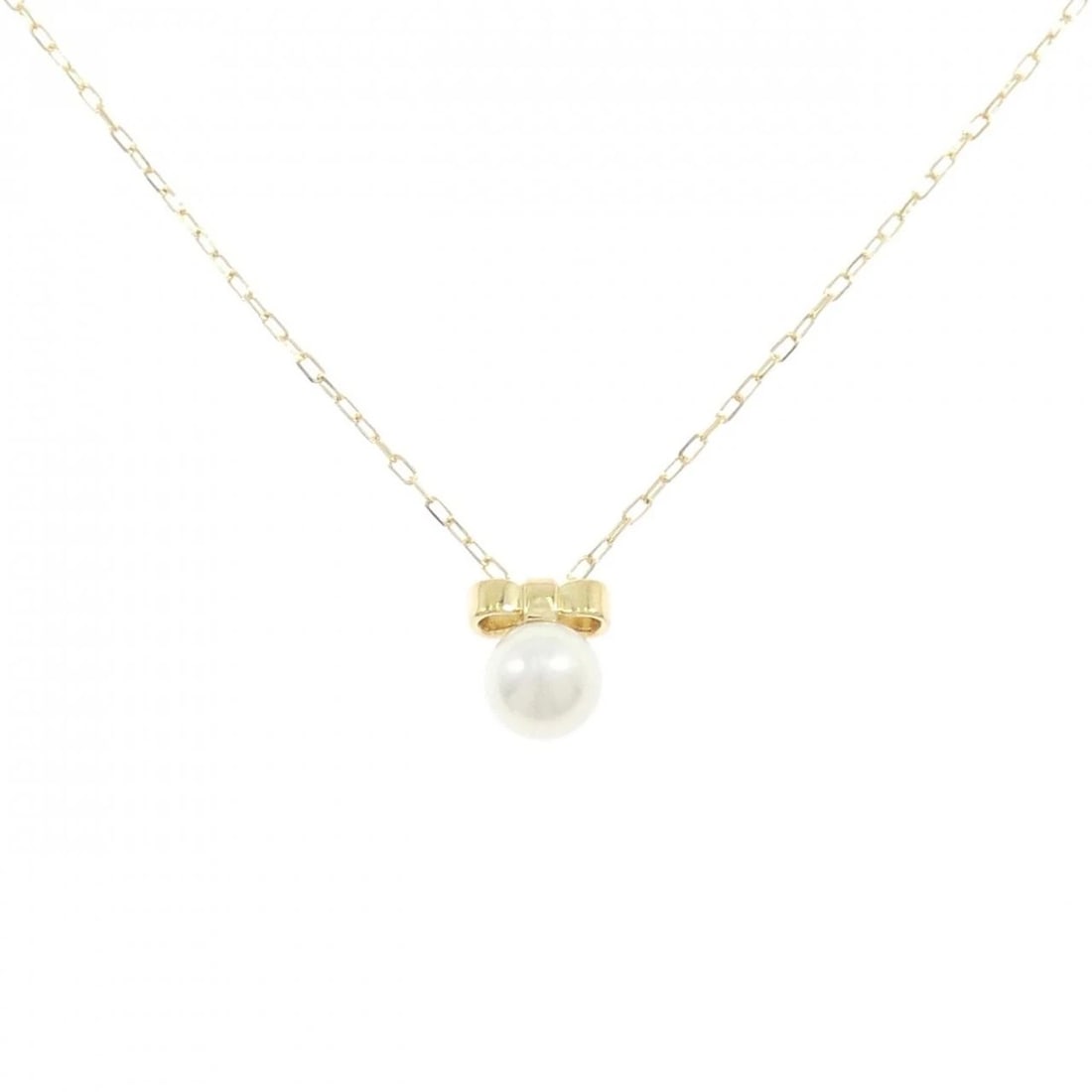 MIKIMOTO AKOYA PEARL NECKLACE: Mikimoto Akoya Pearl Necklace Brand: MIKIMOTO Type/Style: Mikimoto Necklace Material: K18 yellow gold, Main Stone Akoya Pearl Color: Yellow Gold Size: Length 40cm Actual Size Pendant Length approx. x