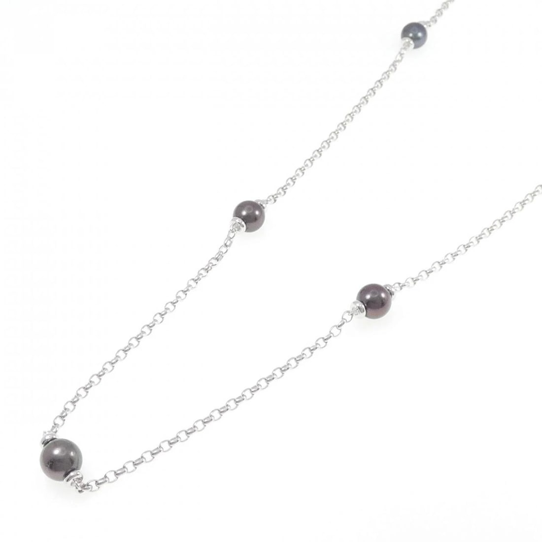MIKIMOTO BLACK PEARL NECKLACE: Mikimoto Black Pearl Necklace Brand: MIKIMOTO Type/Style: Mikimoto Necklace Material: K18 white gold, Main Stone Black Pearl Color: white gold Size: Lenght 60cm Actual Size Max width approx.: 9.6mm Ch