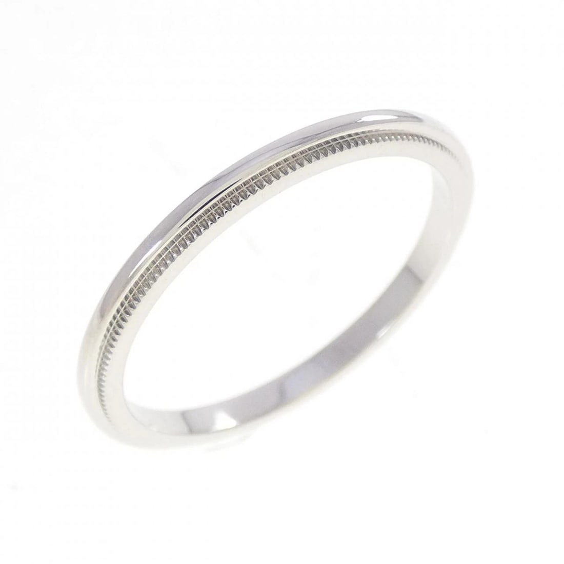 TIFFANY & CO. MILGRAIN RING: TIFFANY & Co. Milgrain Ring Brand: TIFFANY&Co. Type/Style: TIFFANY & Co. Ring Material: Platinum950, Color: Silver Size: US 8 1/2 Accessories: None Accessories Notice: When purchasing pre-