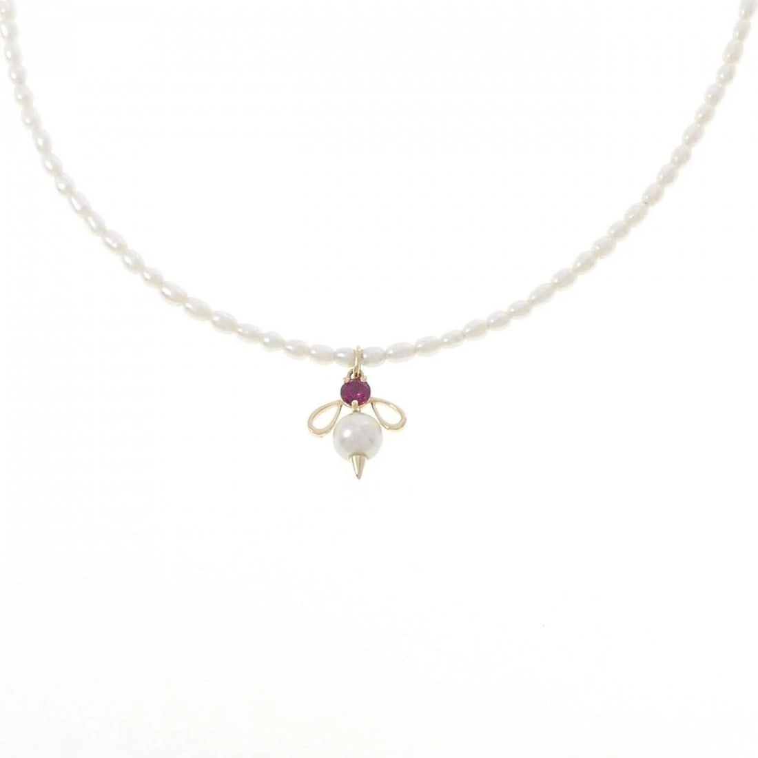 TASAKI FRESHWATER PEARL NECKLACE: Tasaki Freshwater Pearl Necklace Brand: TASAKI Type/Style: Tasaki Necklace Material: 750 yellow gold, Main Stone Freshwater Pearl Secondary Stone Ruby Color: yellow gold Size: Lenght 39-44cm Actual