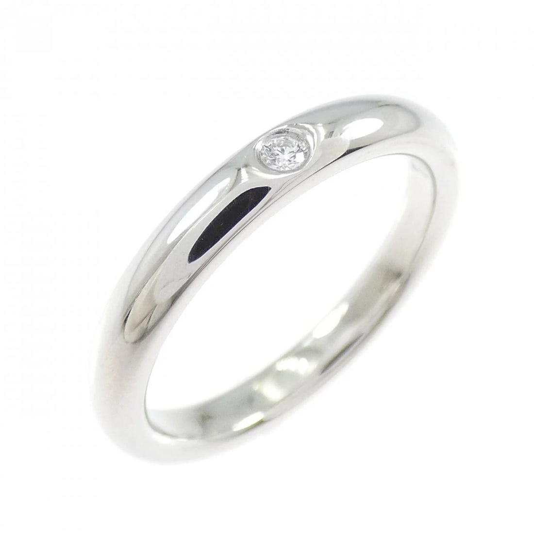 TIFFANY & CO. STACKING BAND RING: TIFFANY & Co. Stacking Band Ring Brand: TIFFANY&Co. Type/Style: TIFFANY & Co. Ring Material: Platinum950, Main Stone natural Color: silver Size: US 5.5 Accessories: None Accessories Notice: When