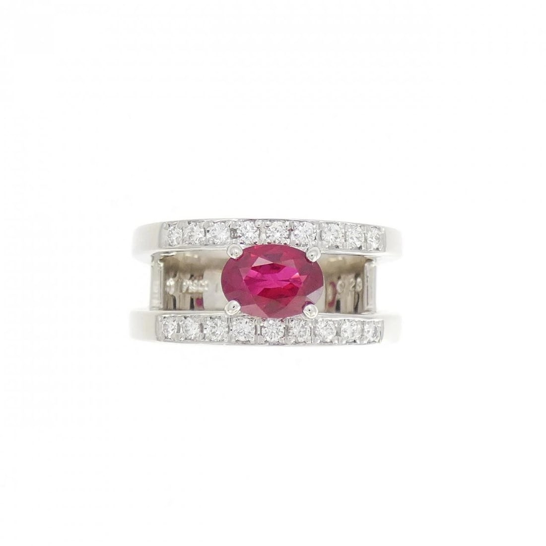 TASAKI RUBY RING: Tasaki Ruby Ring Brand: TASAKI Type/Style: Tasaki Ring Material: Platinum, Main Stone Ruby Secondary Stone Natural Color: Platinum Size: US 6 1/2 Accessories: None Accessories Notice: When purchasing
