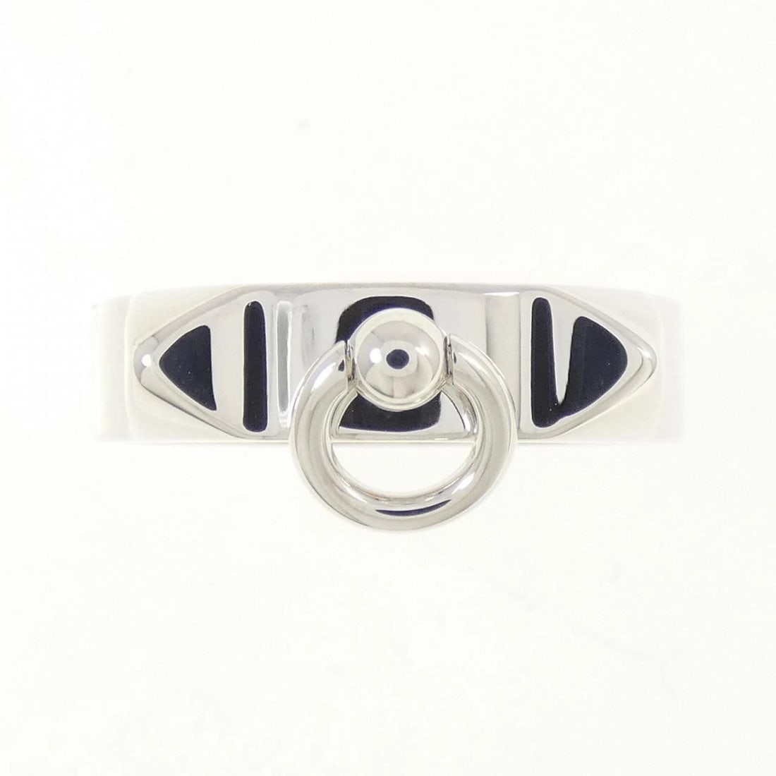 HERMES COLLIER DE CHIEN RING: Hermes Collier de Chien Ring Brand: HERMES Type/Style: Hermes Ring Material: 925Silver, Color: Silver Size: US 8 1/4 Accessories: None Accessories Notice: When purchasing pre-owned goods, please