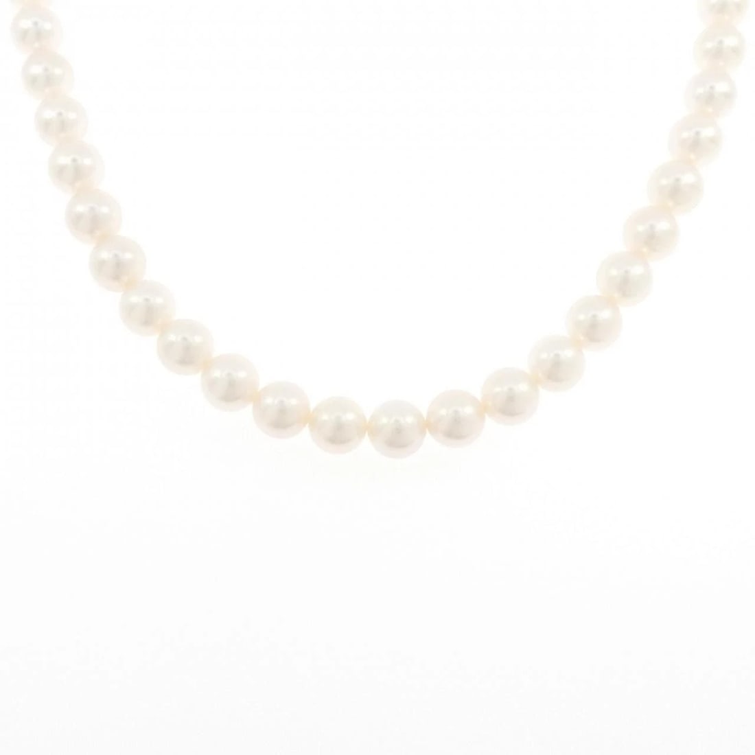 TASAKI BALANCE NECKLACE: TASAKI Balance Necklace Brand: TASAKI Type/Style: Tasaki Necklace Material: Silver, Main Stone Akoya Pearl Color: none Size: Lenght 42cm Actual Size Chain maximum width approx.: 8.5mm Accessories:
