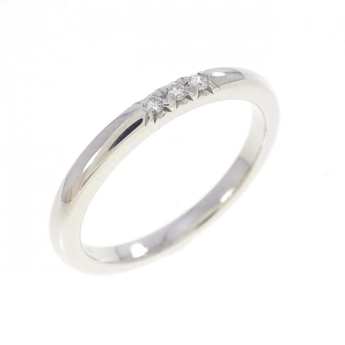TIFFANY & CO. BAND RING: TIFFANY & Co. Band Ring Brand: TIFFANY&Co. Type/Style: TIFFANY & Co. Ring Material: Platinum950, Main Stone NATURAL Color: silver Size: US 4 Accessories: None Accessories Notice: When purchasing