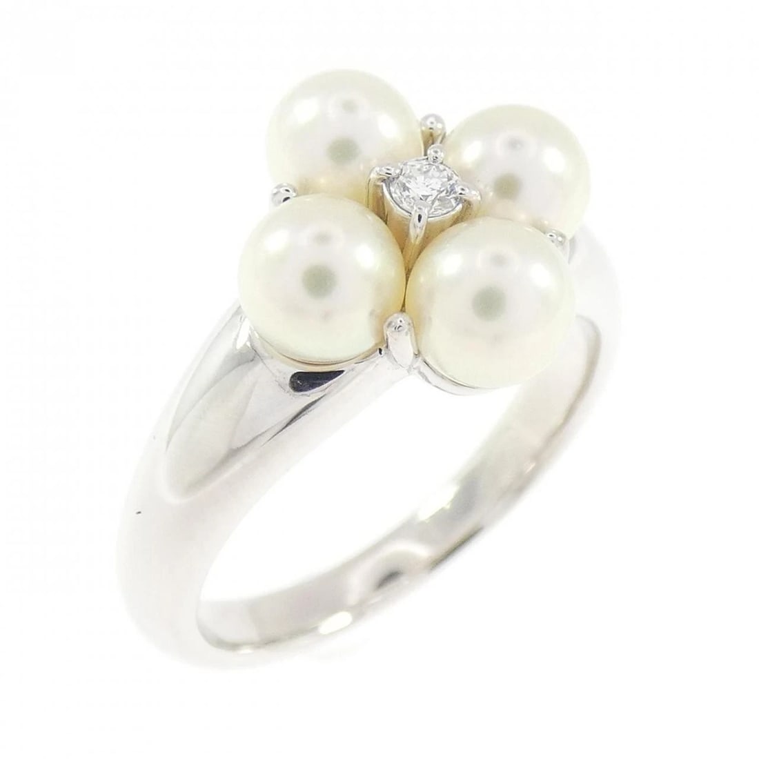 PERLITA MIKIMOTO AKOYA PEARL RING: Perlita Mikimoto Akoya Pearl Ring Brand: PERLITA MIKIMOTO Type/Style: Perlita Mikimoto Ring Material: K18 white gold, Main Stone Akoya Pear Color: White gold Size: US 5 Accessories: None Accessories