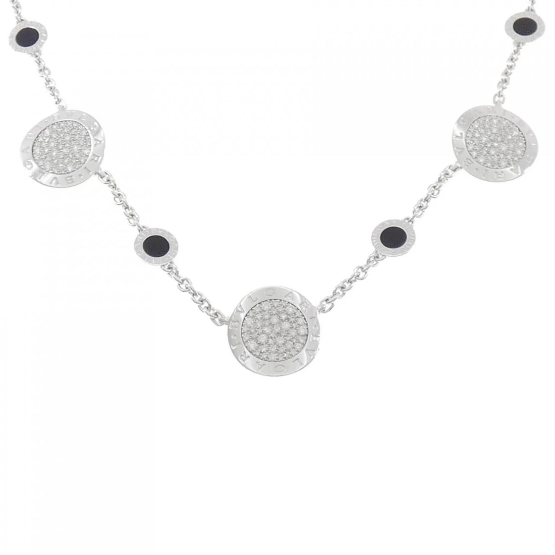 BVLGARI BVLGARI BVLGARI NECKLACE: Bvlgari Bvlgari Bvlgari Necklace Brand: BVLGARI Type/Style: Bulgari Necklace Material: 750 white gold, Main Stone Onyx Color: white gold Size: lentgh 38-47cm Actual Size Max width approx.: 203mm