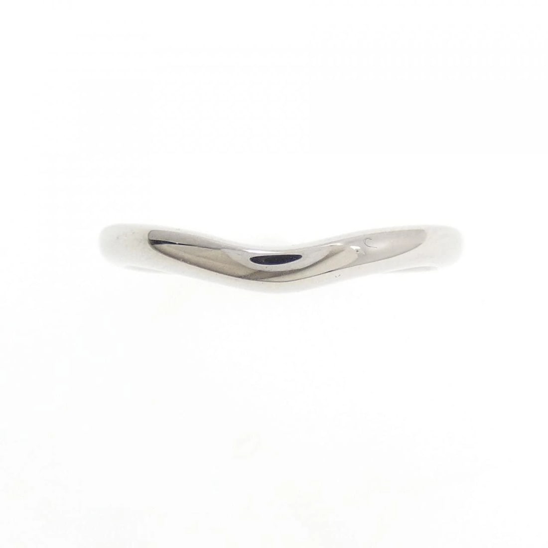 BVLGARI WEDDING RING: Bvlgari Wedding Ring Brand: BVLGARI Type/Style: Bulgari Ring Material: Platinum950, Color: Silver Size: US 5 3/4 Accessories: None Accessories Notice: When purchasing pre-owned goods, please refer to