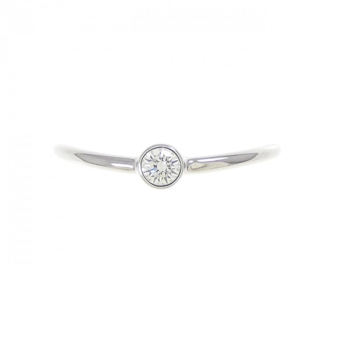 TIFFANY & CO. WAVE SINGLE ROW RING: TIFFANY & Co. Wave Single Row Ring Brand: TIFFANY&Co. Type/Style: TIFFANY & Co. Ring Material: Platinum950, Main Stone Natural Color: Silver Size: US 5.75 Accessories: None Accessories Notice: When