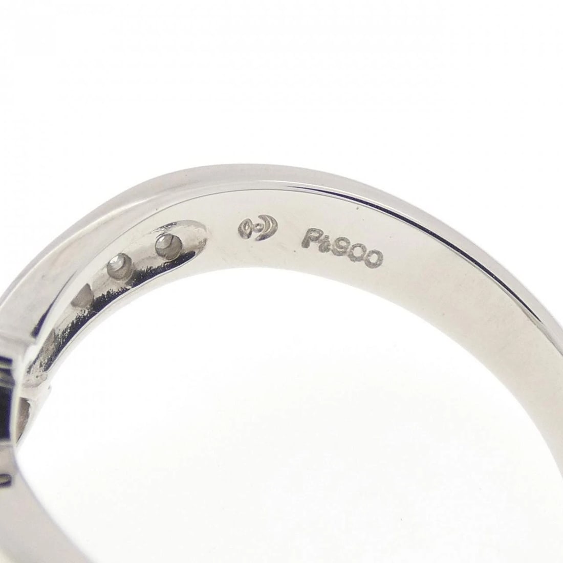 TASAKI DIAMOND RING - 4