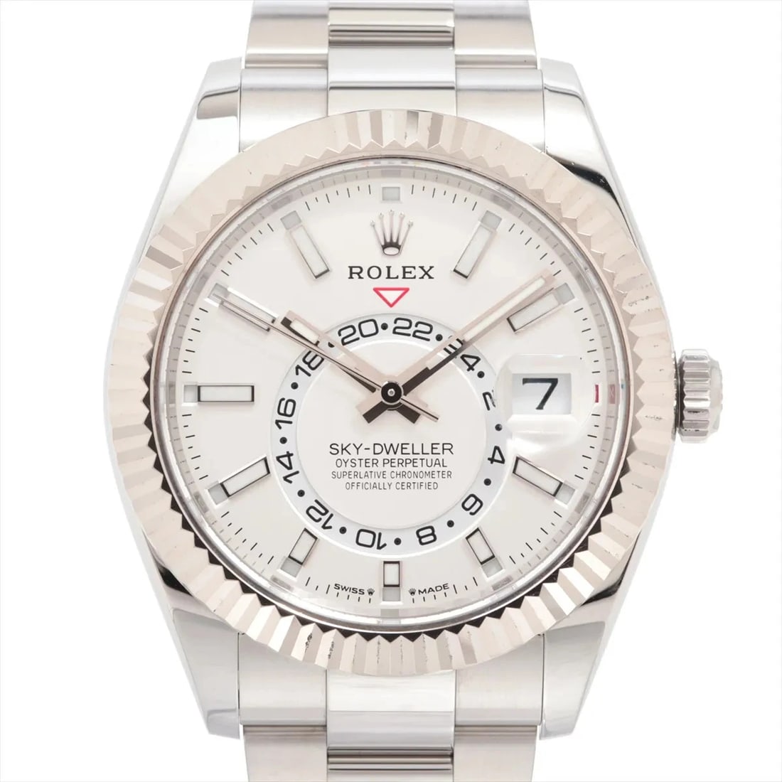 ROLEX SKY-DWELLER AT SILVER-FACE OYSTER BRACELET WATCH: Rolex Sky-Dweller AT Silver-Face oyster bracelet Watch Brand: Rolex Type/Style: Wristwatch Material: SS?WG Color: Dial Color Silver Size: Case:W1.6 x H1.6inch / W42 x H42 Circumference of Wrist:6.9inc