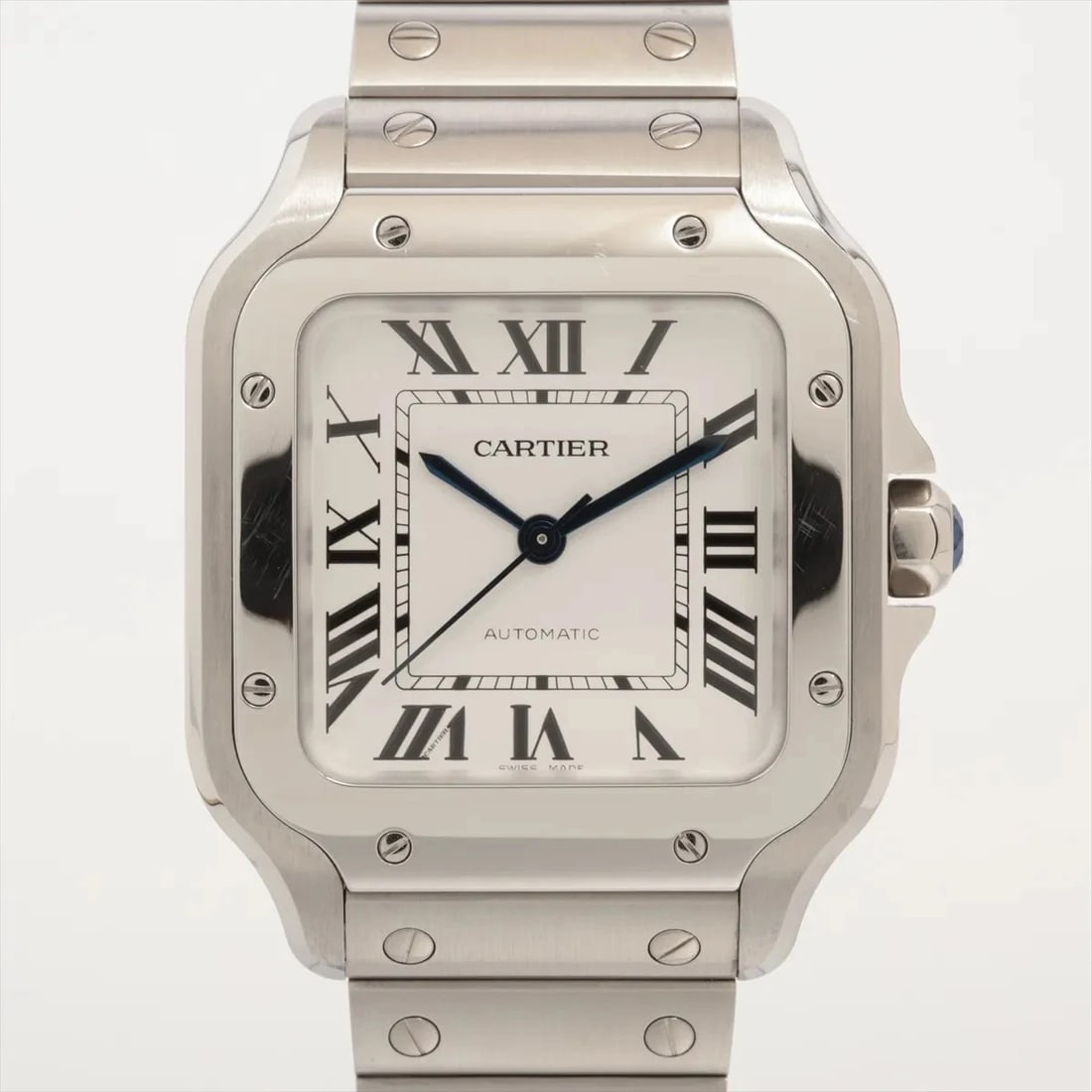 CARTIER SANTOS DOO CARTIER MM SS AT SILVER-FACE WATCH: Cartier Santos Doo Cartier MM SS AT Silver-Face Watch Brand: Cartier Type/Style: Wristwatch Material: SS Color: Dial Color Silver Size: Case:W1.2 x H1.6inch / W34 x H42 Circumference of Wrist:6.7inch 