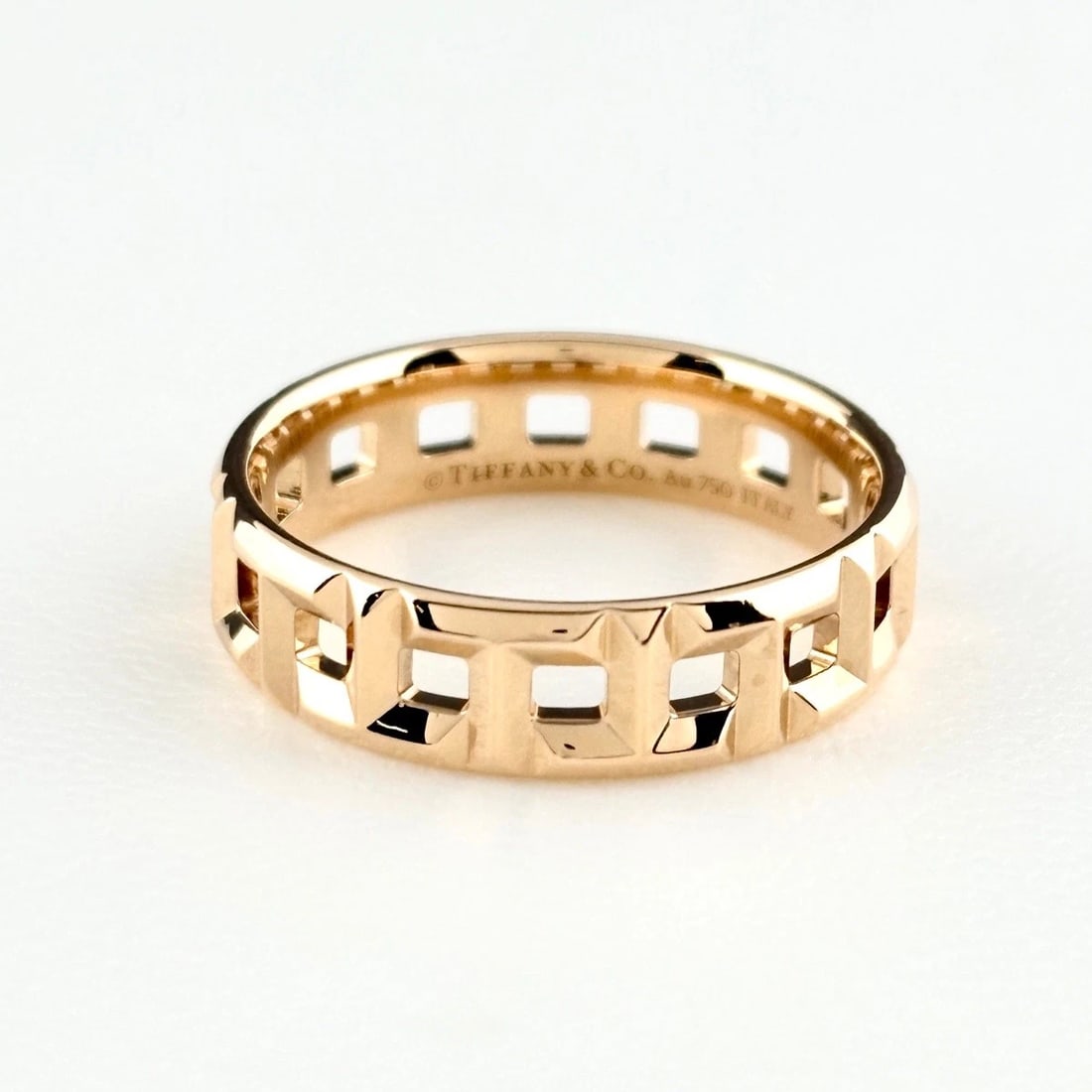 TIFFANY&CO. T TRUE NARROW RING: TIFFANY&Co. T True Narrow Ring Brand: TIFFANY&Co. Type/Style: Ring Material: 750 PG Color: PG Size: US 8 Accessories: None Accessories Notice: When purchasing pre-owned goods, please refer to the
