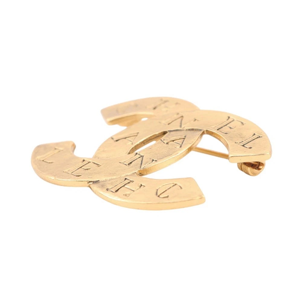 CHANEL BROOCH - 2