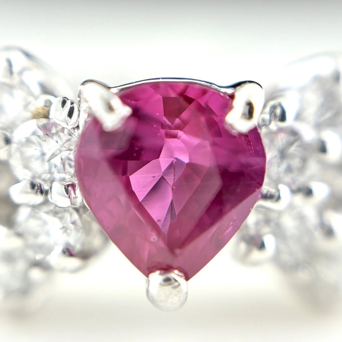RUBY DESIGN PLATINUM RING - 2
