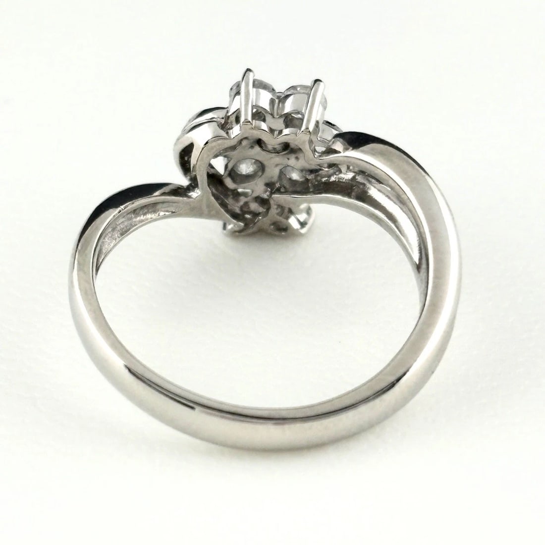 MELEE DIAMOND DESIGN RING - 3