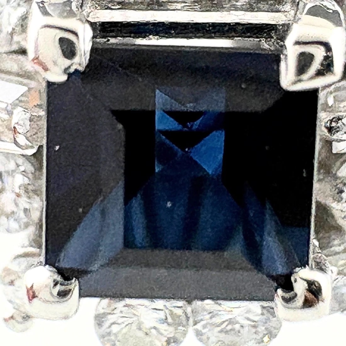 SAPPHIRE DESIGN RING PLATINUM RING - 2