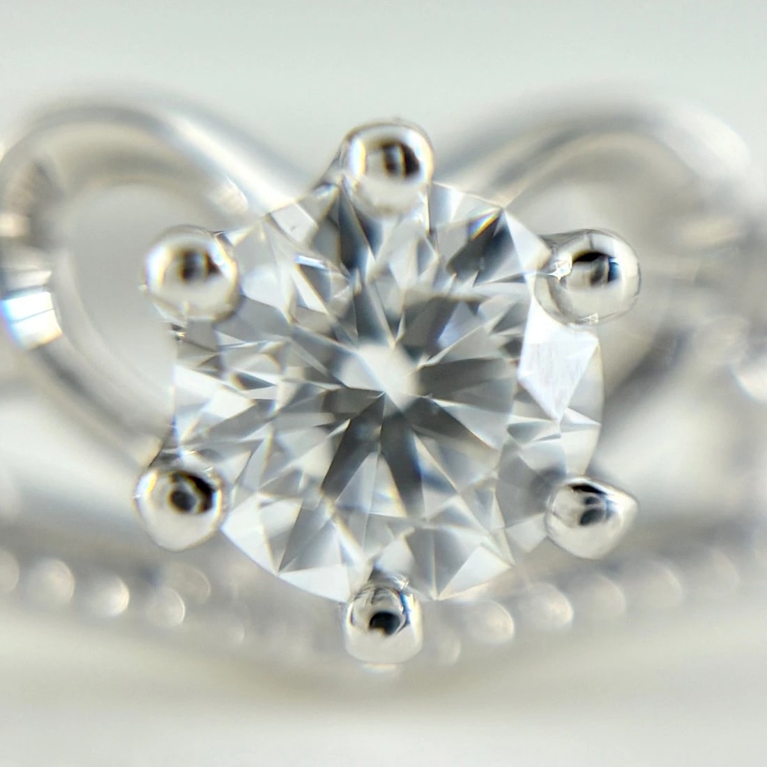 DIAMOND DESIGN RING PLATINUM - 2