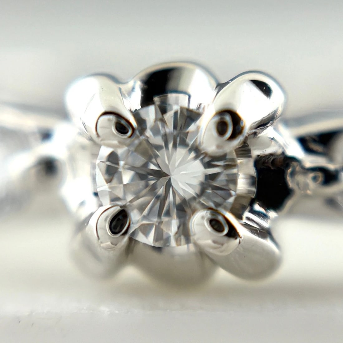 MELEE DIAMOND DESIGN RING - 2