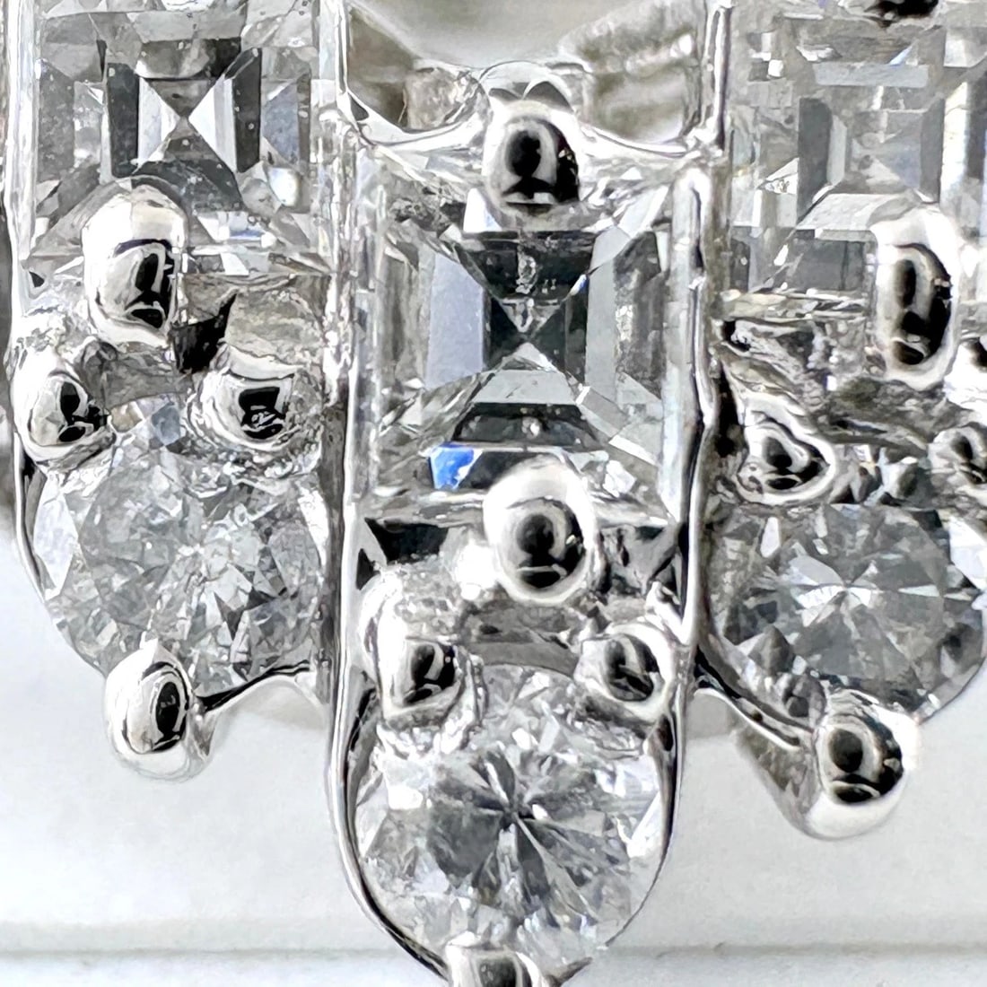 MELEE DIAMOND DESIGN RING - 2