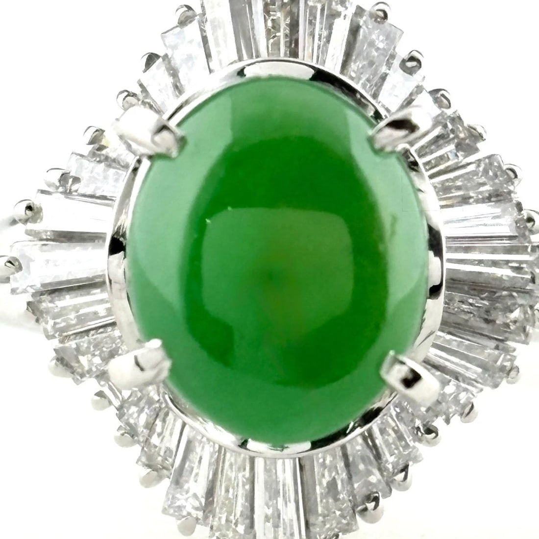 JADE DESIGN PLATINUM RING - 2