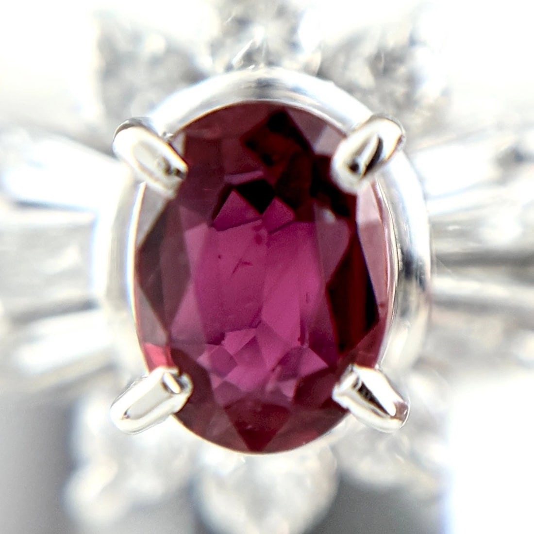 RUBY DESIGN PLATINUM RING - 2