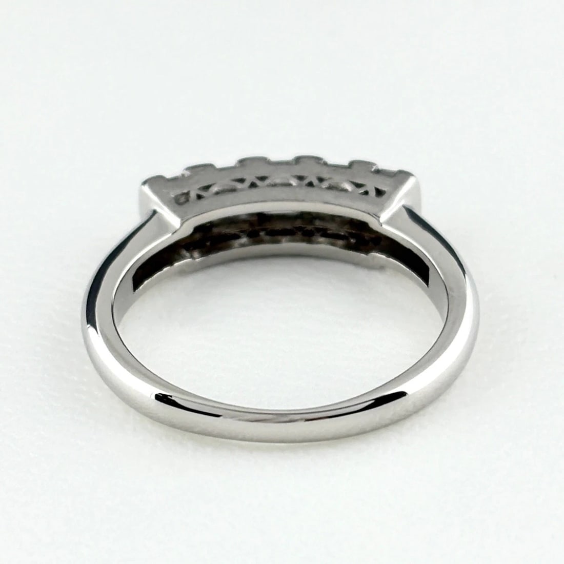 MELEE DIAMOND DESIGN RING - 3