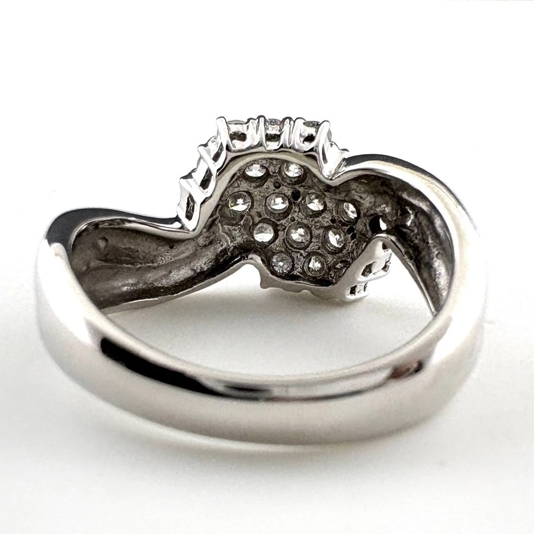 MELEE DIAMOND DESIGN RING - 3