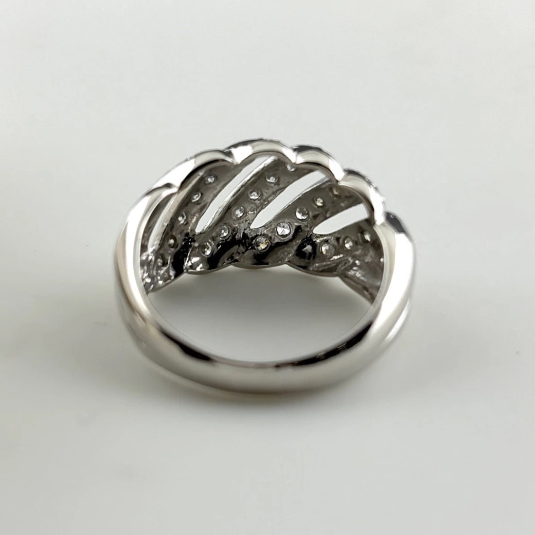 MELEE DIAMOND DESIGN RING - 2