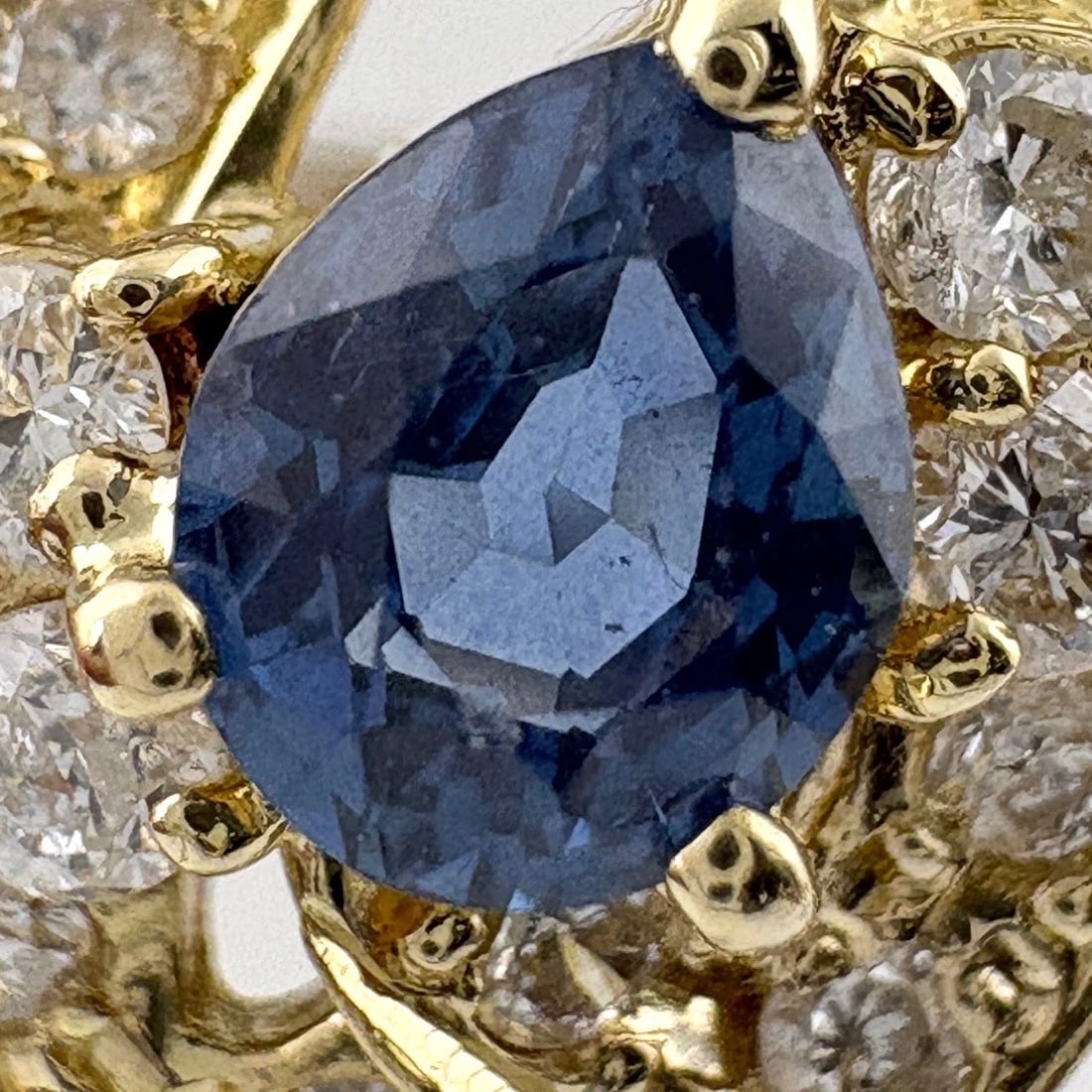 SAPPHIRE DESIGN RING - 2