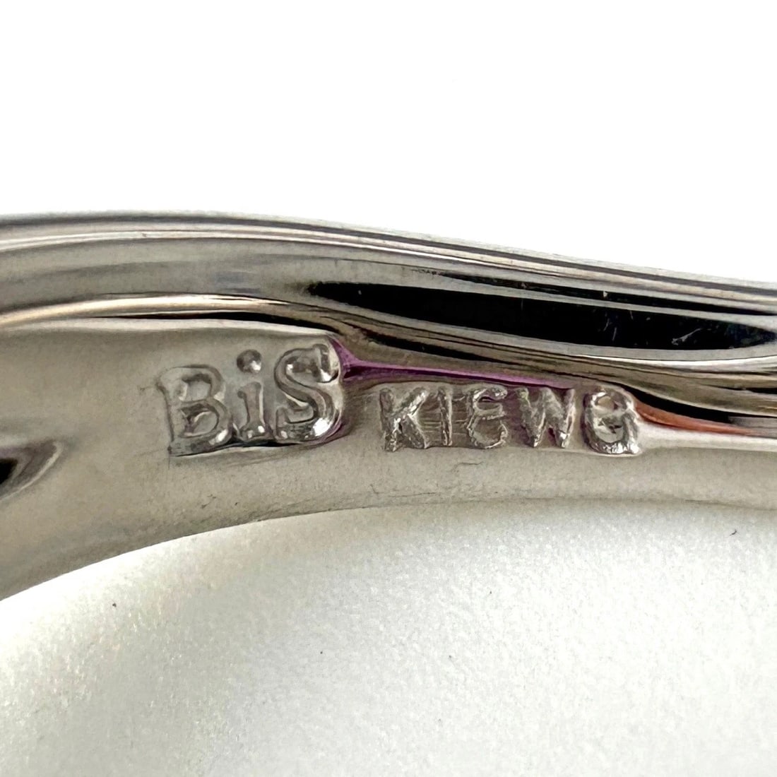 PINK SAPPHIRE DESIGN RING - 2