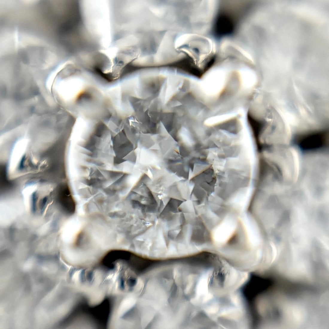 MELEE DIAMOND DESIGN RING - 2