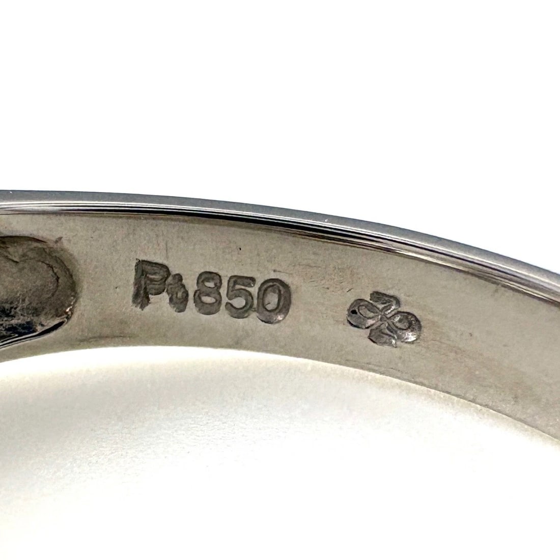 MELEE DIAMOND DESIGN RING - 2
