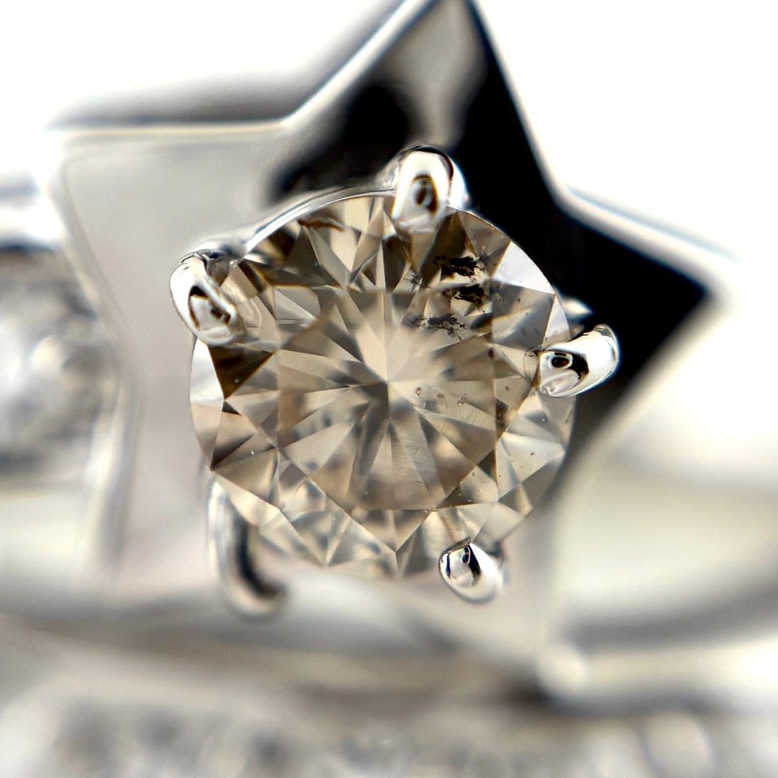 STAR MOTIF DESIGN RING - 2
