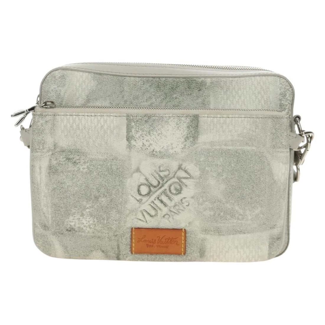 LOUIS VUITTON DAMIER SALT TRIO MESSENGER SHOULDER BAG WHITE: LOUIS VUITTON Damier Salt Trio Messenger Shoulder Bag White Brand: LOUIS VUITTON Type/Style: Shoulder Bag Material: Damier Color Canvas Color: White Size: Size(Inch)W9.8 x H7.3 x D2.8inch(Approx)