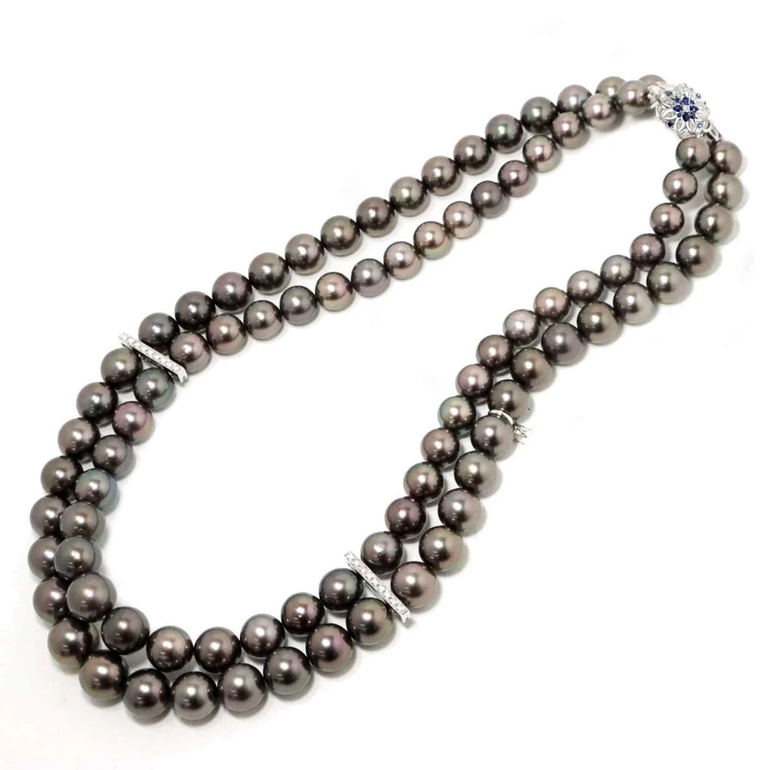 MIKIMOTO BLACK PEARL SAPPHIRE DIAMOND NECKLACE 18K WG 750: MIKIMOTO Black Pearl Sapphire Diamond Necklace 18K WG 750 Brand: MIKIMOTO Type/Style: Necklace Material: 750White Gold Main Stone South Sea Pearl Color: White Gold Size: internal circumference of the 