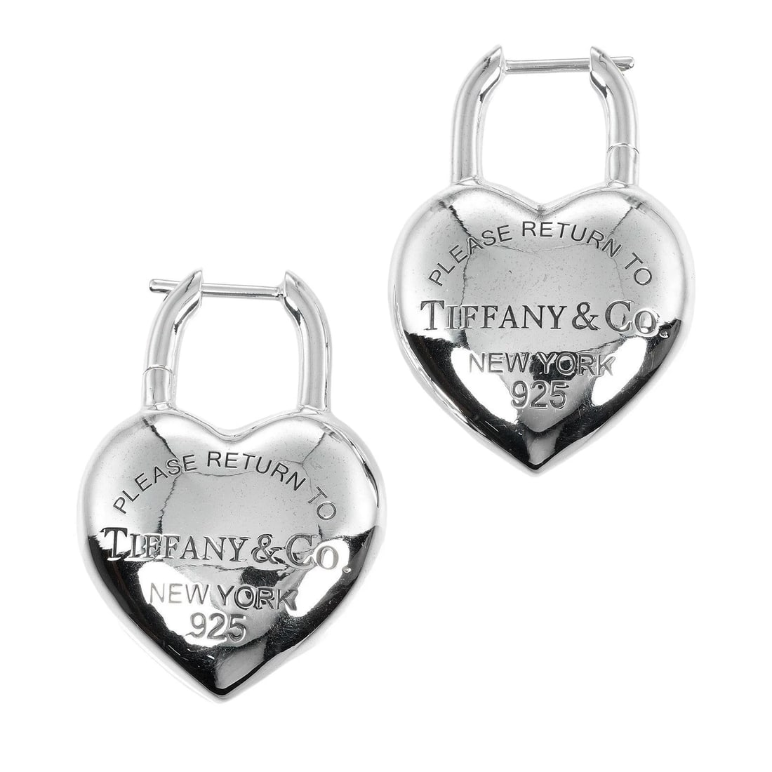 TIFFANY&CO. RETURN TO TIFFANY&CO. FULL HEART PIERCING SILVER925: TIFFANY&Co. Return to TIFFANY&Co. Full Heart Piercing Silver925 Brand: TIFFANY&Co. Type/Style: Piercing Material: Silver925 Color: Silver Size: Size(CM) 30.5mm x 20.3mm Accessories: None Accessories