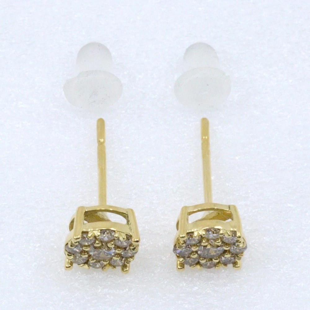 PIERCING K18 YELLOW GOLD/DIAMOND: Piercing K18 yellow gold/diamond Brand: no brand Type/Style: Piercing Material: K18 yellow gold Color: Gold Size: Size(CM) 6mm x 6mm Accessories: None Accessories Notice: When purchasing pre-owned