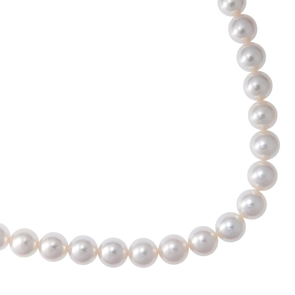 NECKLACE PEARL/SILVER: Necklace Pearl/Silver Brand: no brand Type/Style: Necklace Material: Pearl Color: Silver Size: Size(CM) Neck around?43cm Accessories: None Accessories Notice: When purchasing pre-owned goods, please