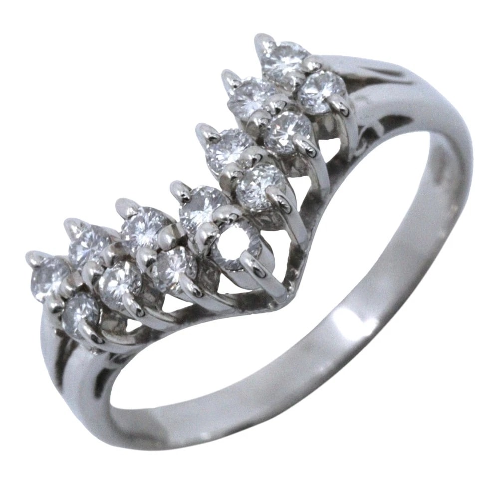 V CHARACTER RING PT900PLATINUM/DIAMOND: V character Ring Pt900Platinum/diamond Brand: no brand Type/Style: Ring Material: Pt900Platinum Color: Silver Size: 5.8(US Size) Accessories: None Accessories Notice: When purchasing pre-o