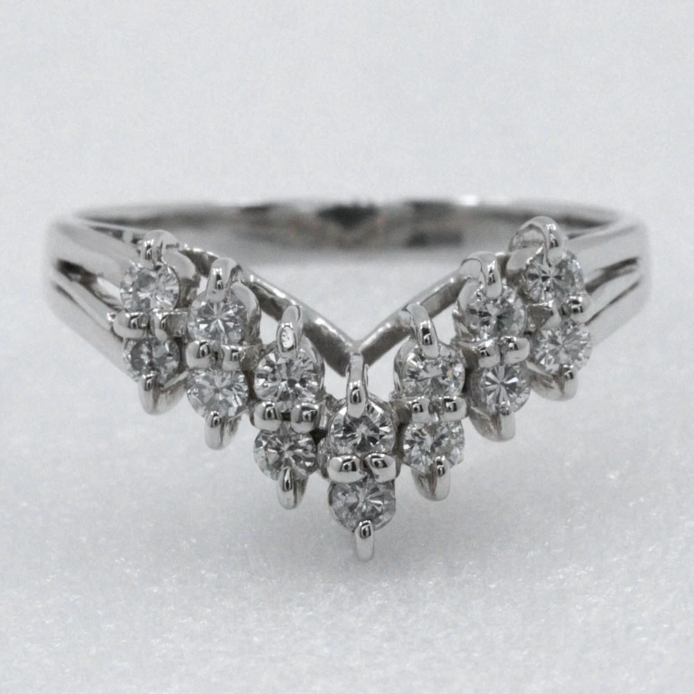 V CHARACTER RING PT900PLATINUM/DIAMOND - 3