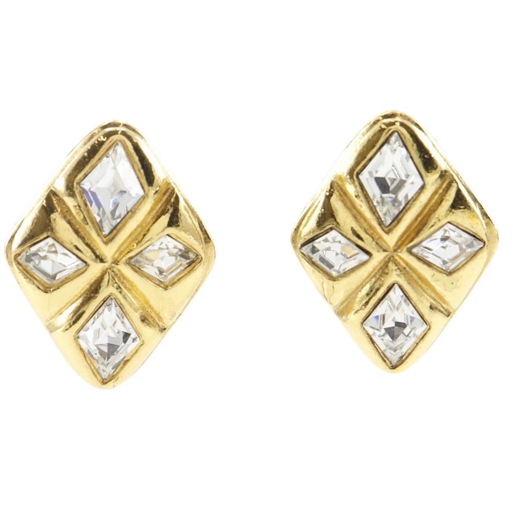 CHANEL BIJOUX EARRING PLATED GOLD/RHINESTONE: CHANEL Bijoux Earring Plated Gold/Rhinestone Brand: CHANEL Type/Style: Earring Material: Plated Gold Color: Gold Size: Size(CM) 30mm x 23mm Accessories: None Accessories Notice: When purch