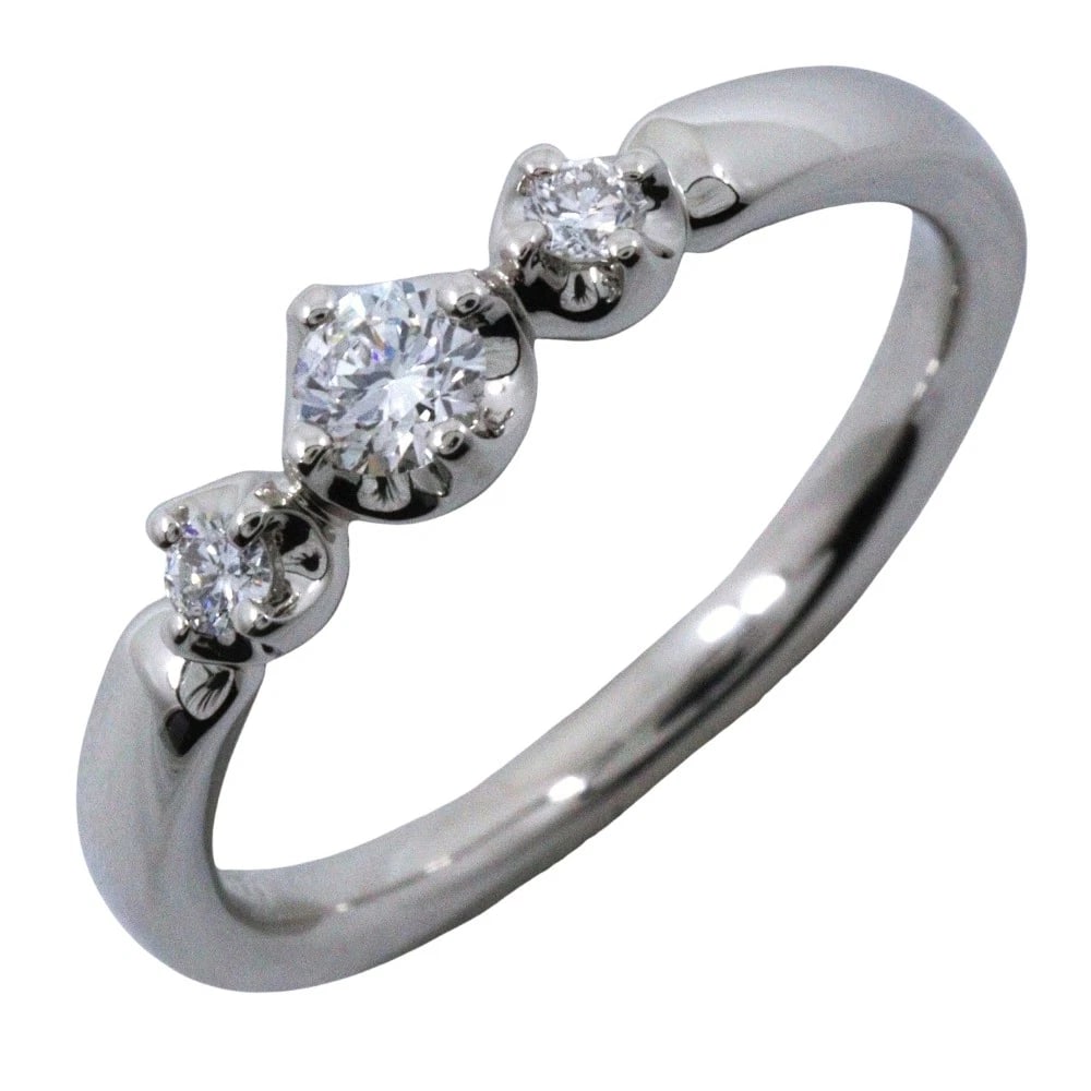 4? 3P RING PT950PLATINUM/DIAMOND: 4? 3P Ring Pt950Platinum/diamond Brand: 4? Type/Style: Ring Material: Pt950Platinum Color: Silver Size: 4.3(US Size) Accessories: None Accessories Notice: When purchasing pre-owned goods, please