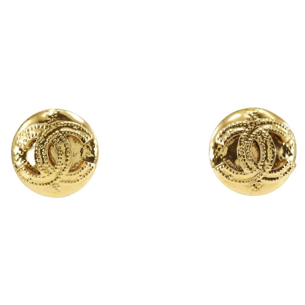 CHANEL EARRING PLATED GOLD: CHANEL Earring Plated Gold Brand: CHANEL Type/Style: Earring Material: Plated Gold Color: Gold Size: Size(CM) 23mm x 23mm Accessories: None Accessories Notice: When purchasing pre-owned goods, please