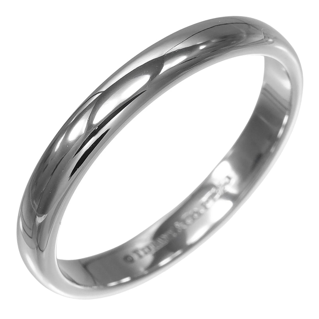 TIFFANY&CO. FOREVER CLASSIC BAND RING: TIFFANY&Co. forever classic band Ring Brand: TIFFANY&Co. Type/Style: Ring Material: Pt950Platinum Color: Silver Size: 8.6 (US Size) Accessories: None Accessories Notice: When purchasing pr
