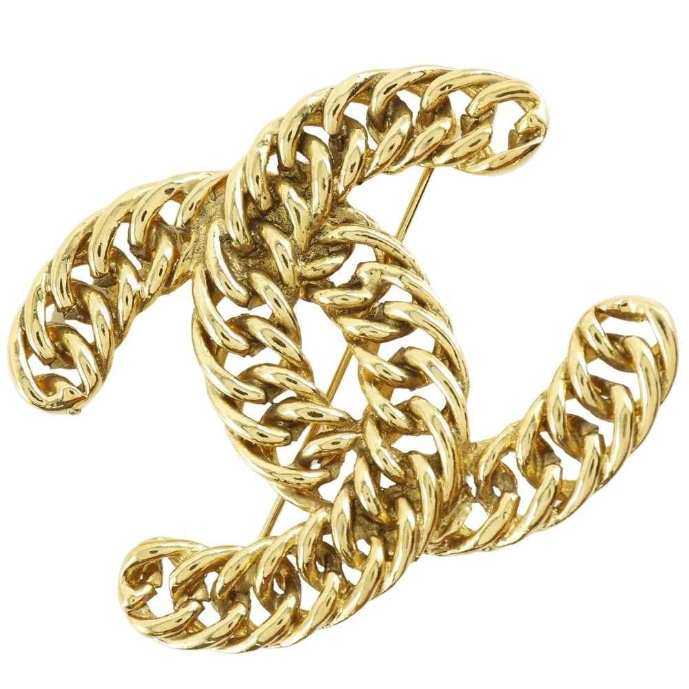 CHANEL CHAINCOCO MARK BROOCH PLATED GOLD: CHANEL ChainCOCO Mark Brooch Plated Gold Brand: CHANEL Type/Style: Brooch Material: Plated Gold Color: Black Size: Size(CM) 54mm x 67mm Accessories: None Accessories Notice: When purchasin