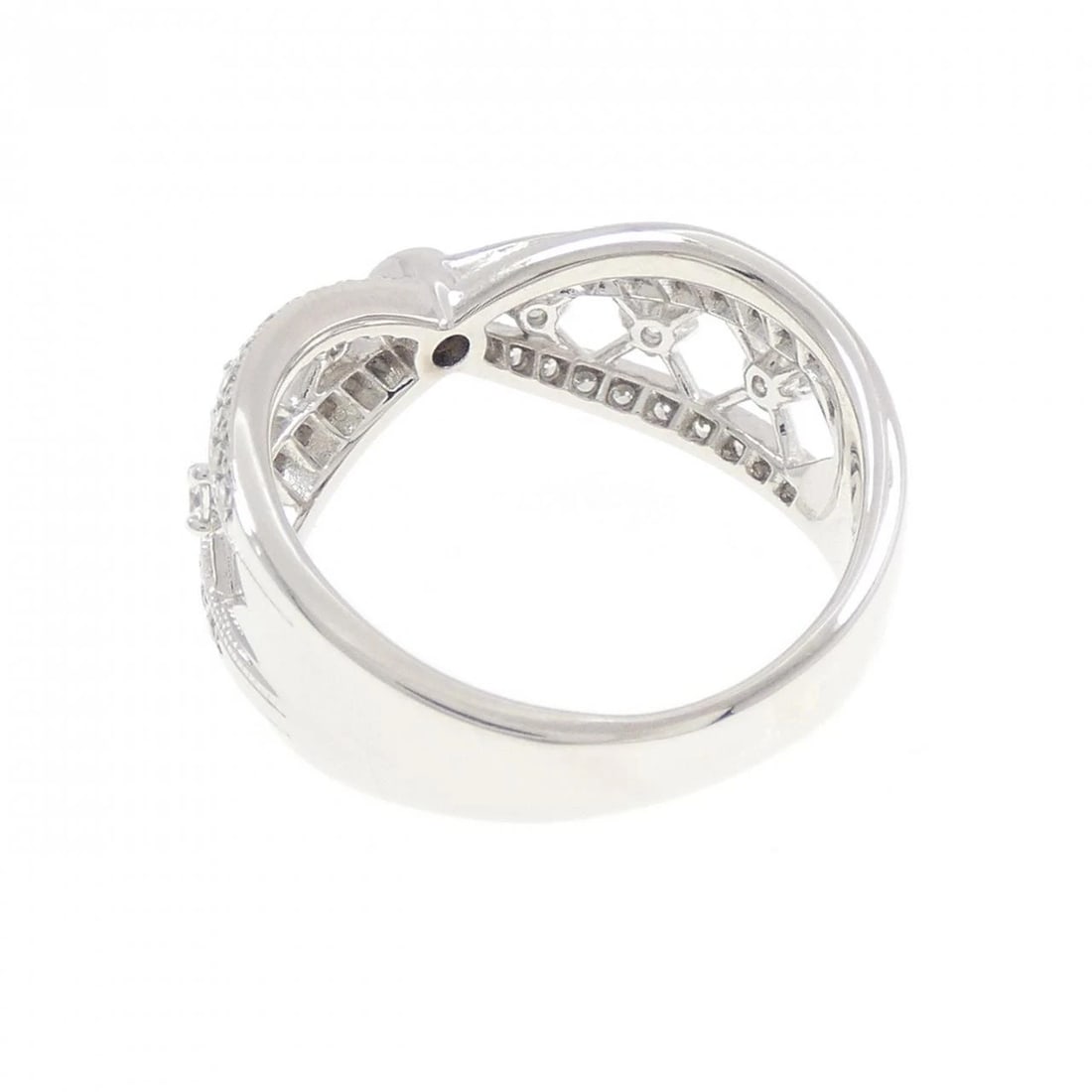 MIKIMOTO DIAMOND RING - 2