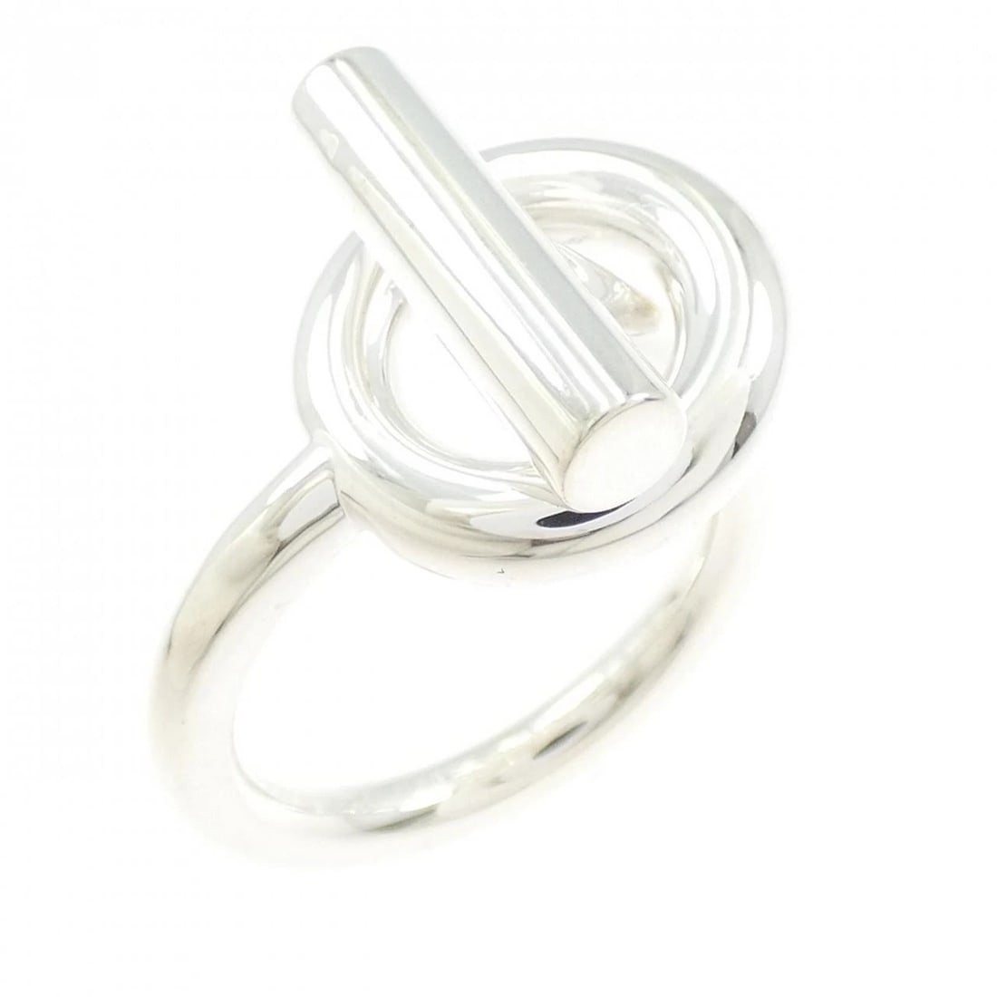 HERMES ECHAPPE RING: Hermes Echappe Ring Brand: HERMES Type/Style: Hermes Ring Material: 925Silver Color: Silver Size: US6 1/2(53) Accessories: None Accessories Notice: When purchasing pre-owned goods, please refer to
