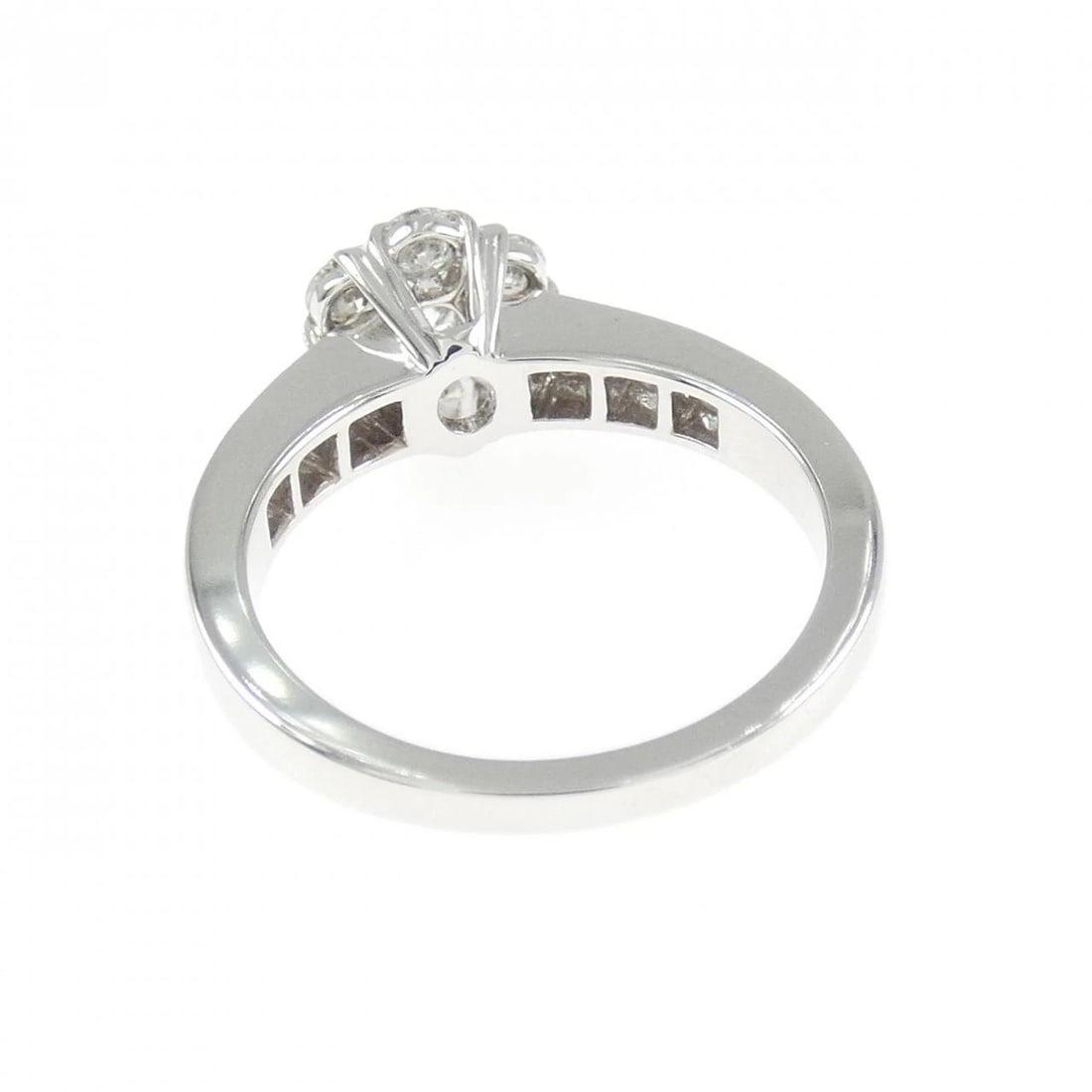 VAN CLEEF & ARPELS FLEURETTE SMALL RING - 3