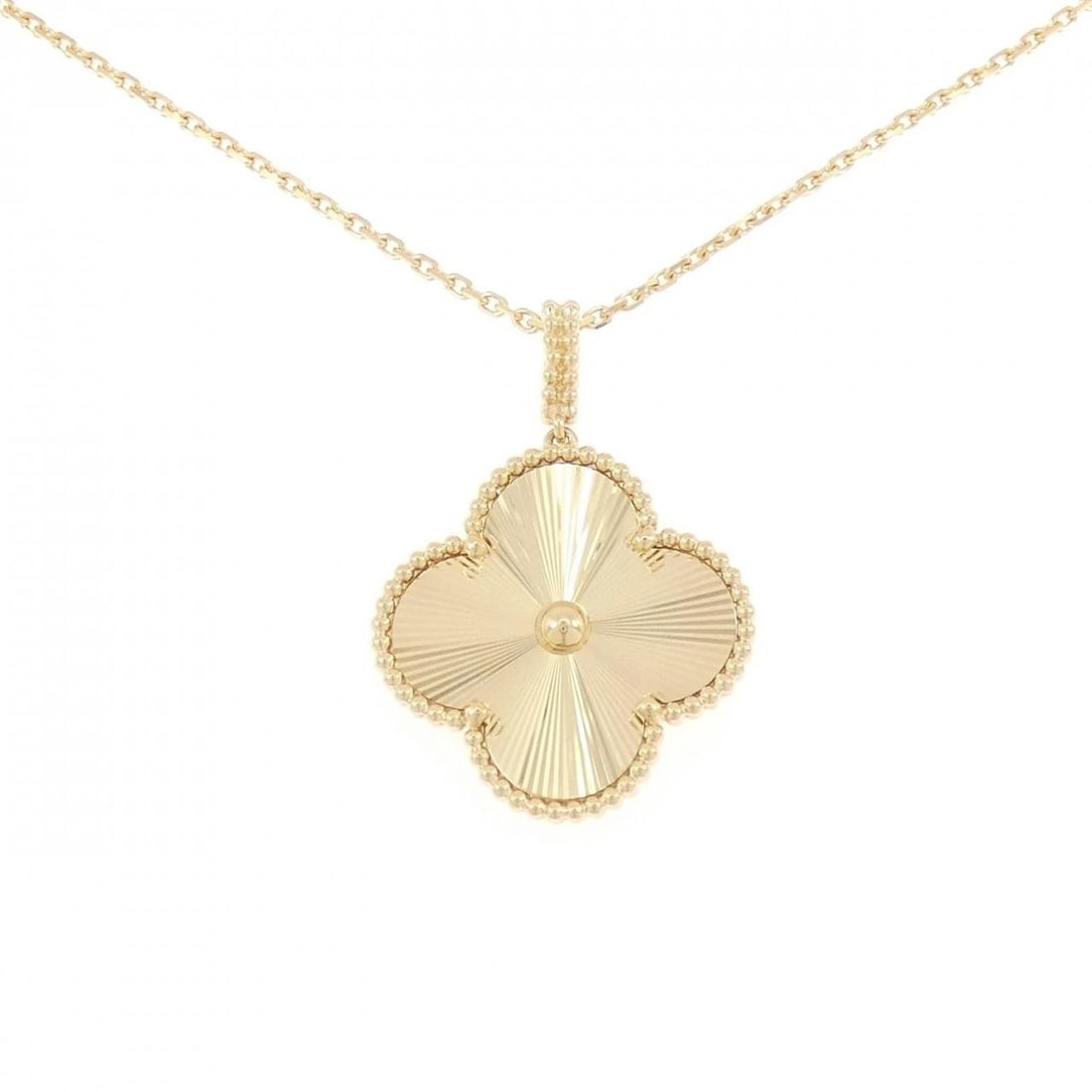 VAN CLEEF & ARPELS MAGIC ALHAMBRA NECKLACE (1 of 4)